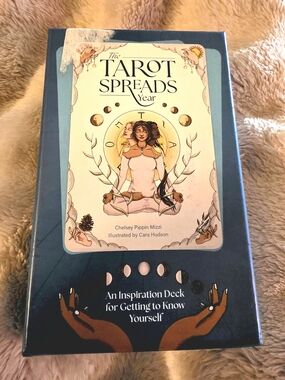 EUC- The Tarot Spreads Year Inspiration Deck -Used Once